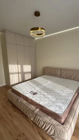 Оренда 2 кімнатної квартири на Набережній - фото 1