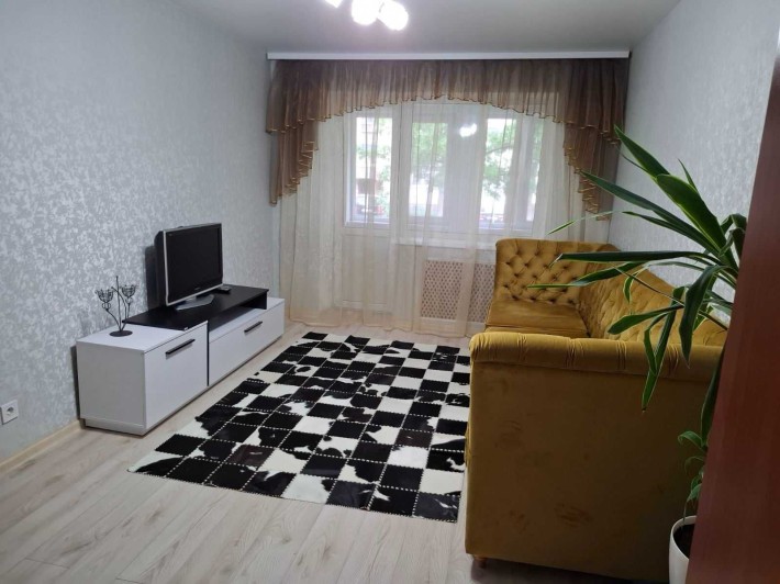 Оренда 2к. кв., Алмазний, ПЕРША здача! - фото 1