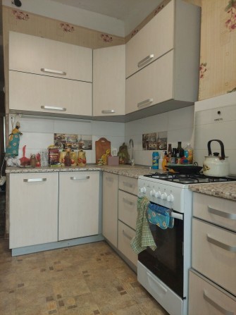 Здам 2 к.кв. 5000 грв.Незалежної України буд .1 - фото 1