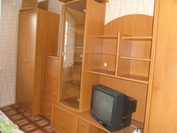 Продам/ однокомнатную коммуну - фото 1