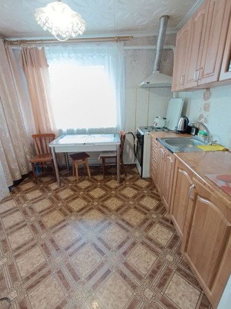 Оренда кімнатнати для дівчини в центрі міста - фото 1