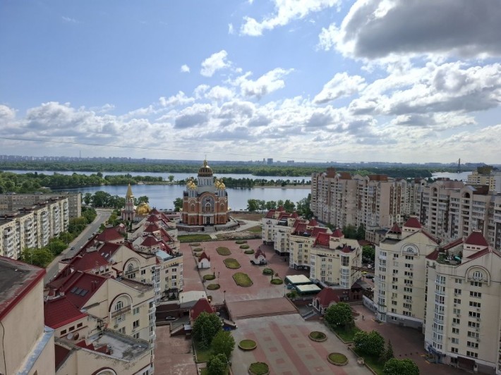 Сдам видовую квартиру со своей терассой ул. Владимира Ивасюка 24а - фото 1