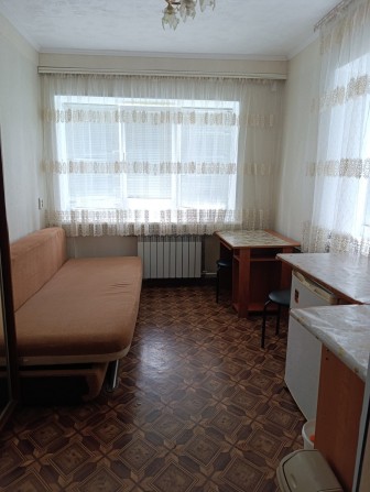 Здам кімнату в гуртожитку,сімейного типу м. Житомирська та Академ. - фото 1