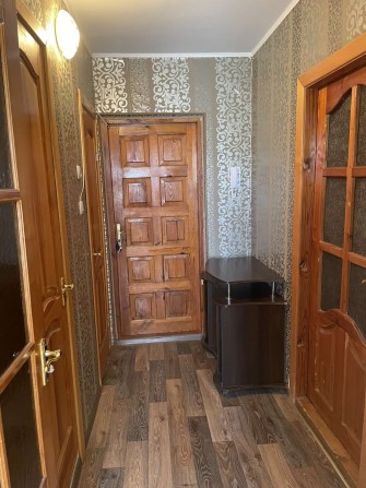Здам.Кім в квартирі для одного хлопця або сімейну пару.Зодчих.Вільно - фото 1