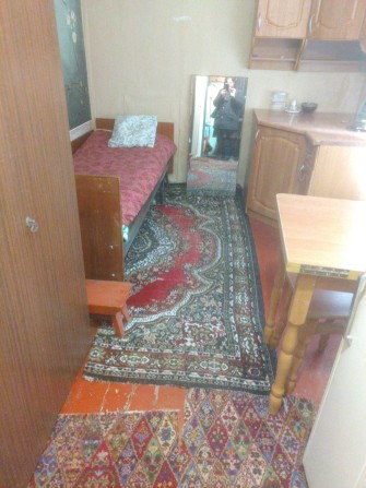 Оренда кімнати в гуртожитку вул. Перемоги - фото 1