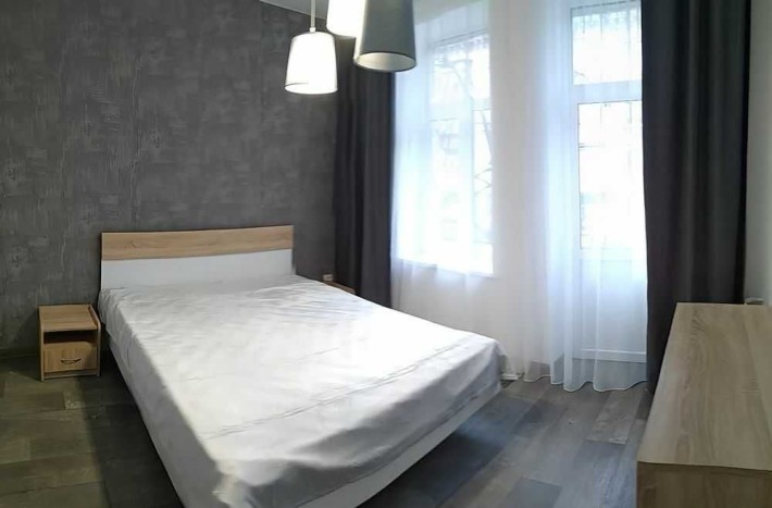 Сдам 2х комнатную квартиру 52м², есть много места для ваших вещей. - фото 1