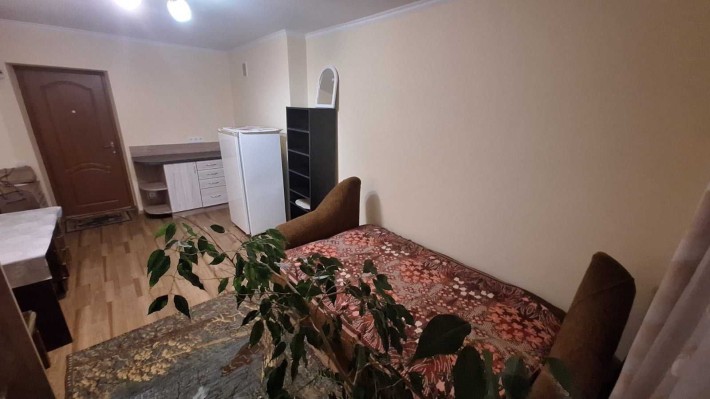 В. Угорська, оренда квартири у гуртожитку - фото 1