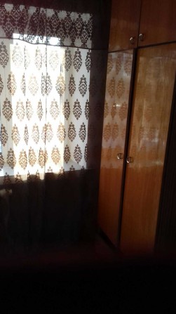 Сдам гостинку район рынка ХТЗ - фото 1
