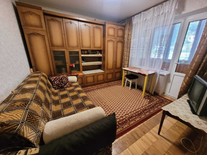 Сдам кімнату для дівчини Подільський р-н вул Новомостицька буд 2 - фото 1
