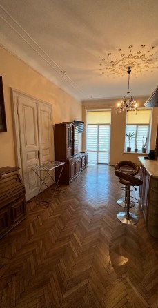 Простора квартира від ВЛАСНИКА вул. Генерала Чупринки - фото 1