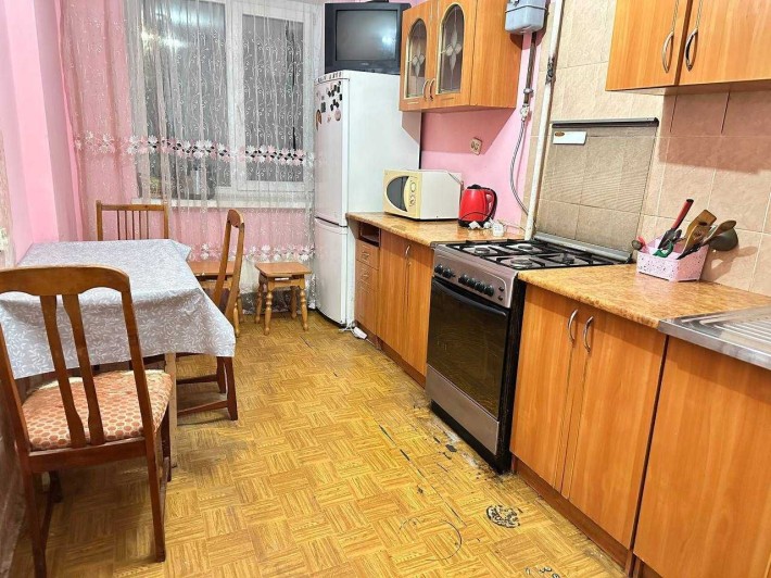 Оренда кімнати в 3 кім. квартирі на вул. Антоненка-Давидовича 1, Сихів - фото 1