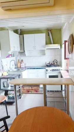 здам 2 кімн кв Шоссейна,кухня студіо+окрема спальня,поруч 8 причал - фото 1
