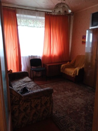 Сдам 1 к. квартиру на Роганском массиве, круг 52 троллейбуса - фото 1