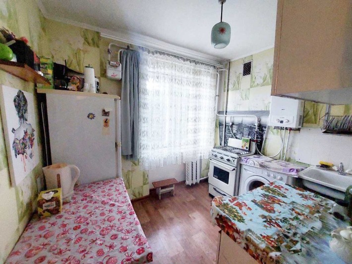 ЗДАМ 2 кімн квартиру 2\5 цегла,балкон,меблі техніка вул Привільна - фото 1