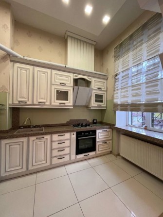Оренда  3 кімнатної квартири+кухня студія, (Центр)  Адміральська - фото 1