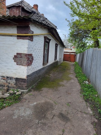 Здам пол дома , район Кирова - фото 1
