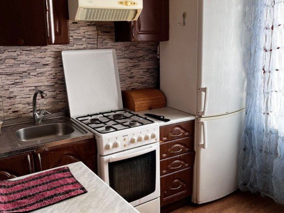 Продам 2-к.квартиру ,квартал Ватутина, Луганск