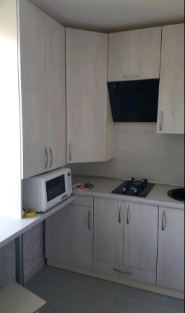Здаю половину будинку,район Казбет на 3-4 міс - фото 1