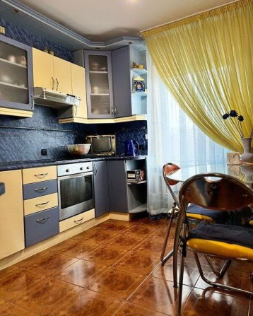 Продаж 2к квартири 69 кв. м на вул. Тираспільська, 47. - фото 1