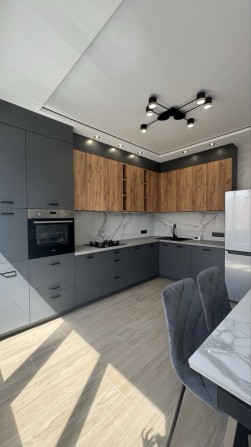Оренда 2к квартири біля Центрального Парку, перша здача - фото 1
