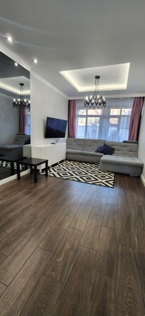 Аренда современного ДОМА в Совиньоне, 270м², подвал, гараж - фото 1