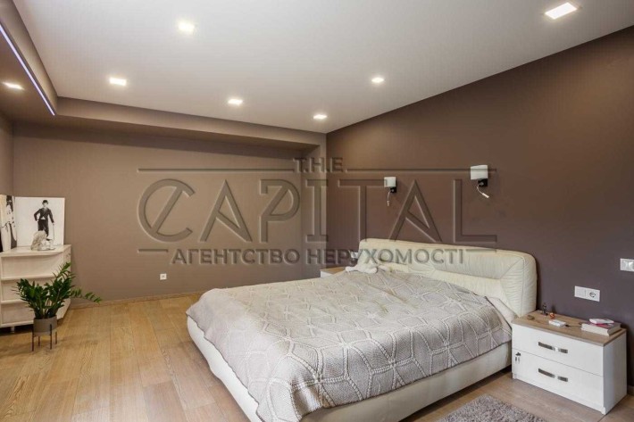 Аренда дома 250m² Осокорки, под офис да - фото 1