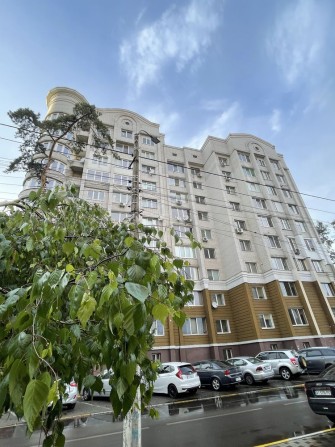 Оренда великої 2к квартири в самому центрі  Ірпеня - фото 1