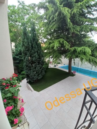 Сдам 4-ком Дом с Бассейном в Одессе , 9 ст.Б.Фонтана. - фото 1