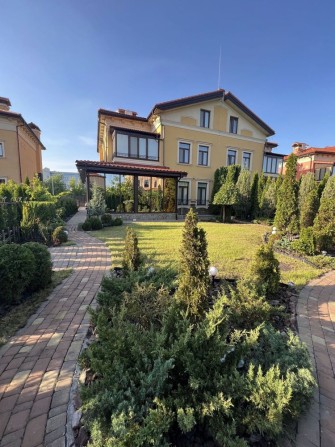 Оболонь оренда 5-ти кімнатного будинку в КМ Італійський квартал - фото 1