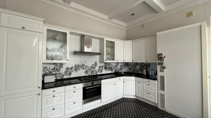 Первая аренда ДОМА, 7 ст. Б.Фонтана, 180м² - фото 1