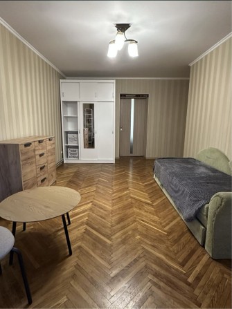 Здаю в оренду 2 кімнатну квартиру в центрі міста - фото 1