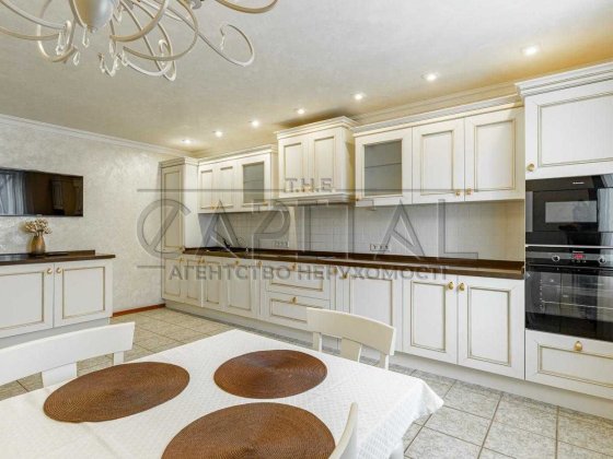 Оренда будинку, Гора , Борипольський р-н, САД, БАСЕЙН Кедина Гора