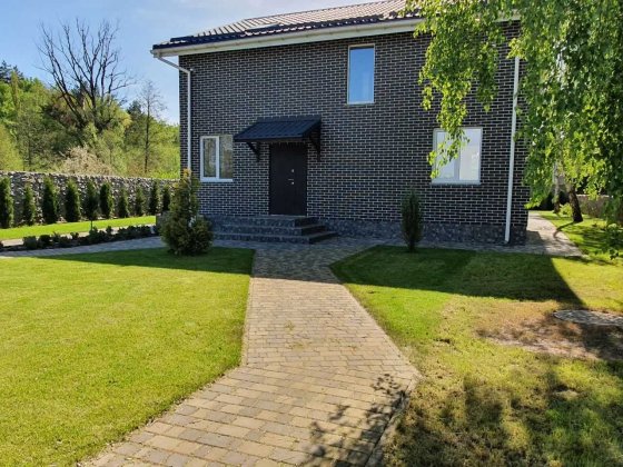 Оренда Будинок 2-х поверховий біля двох озер з терасою та басейном Музычи