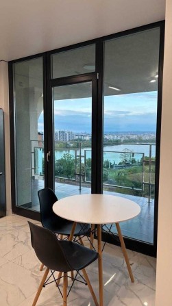 Стильна 2-к квартира з видом на озеро ЖК Hydropark Deluxe. - фото 1