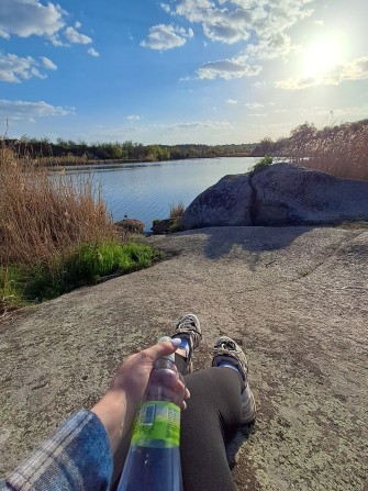 Сдам гараж на Новомиколаївці район 4 лікарні - фото 1