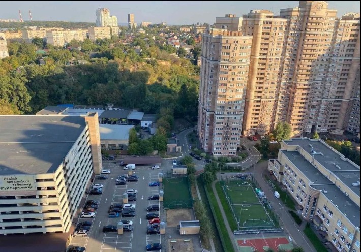 Оренда паркомісця Голосіївська 13-В 2-й поверх - фото 1
