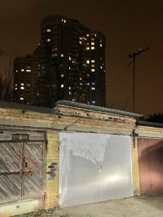Оренда гаража. 3600 грн. АГК «Обгарбуд», вул. Ризька, 73-А - фото 1
