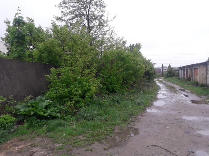 Безкоштовно стоянка для  спец техніки - фото 1
