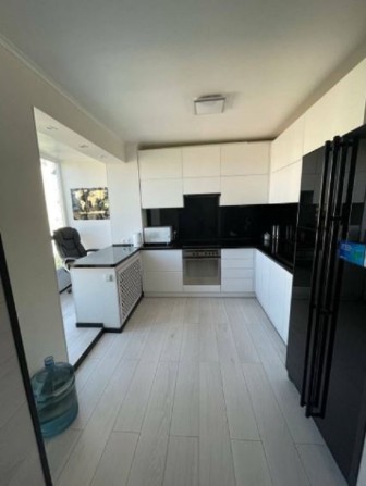 Продаж 3к квартири в Солом'янському районі Стадіонна 14 - фото 1