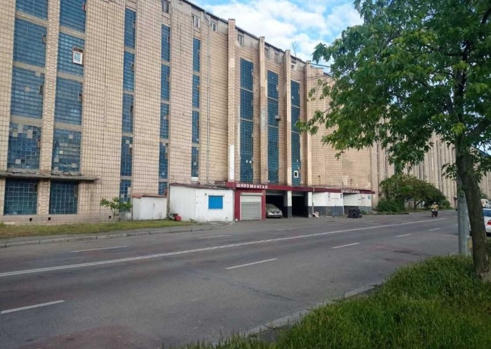 Здається просторий гаражний бокс по вул. Челябінська 2 (другий заїзд) - фото 1