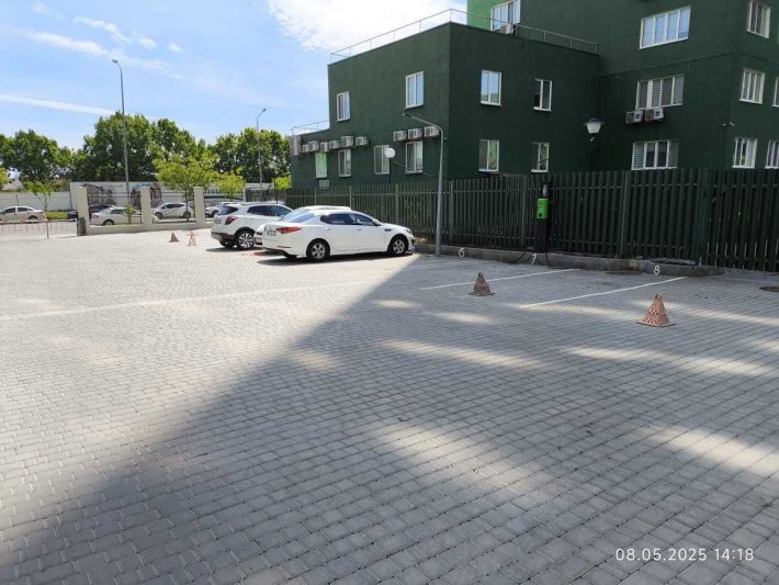 Сдам паркоместо в жилом комплексе Острова, Марсельская 62 - фото 1
