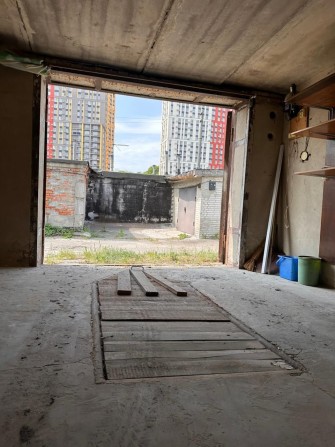 Оренда гаражу біля ЖК Світлопарк та метро Видубичі - фото 1