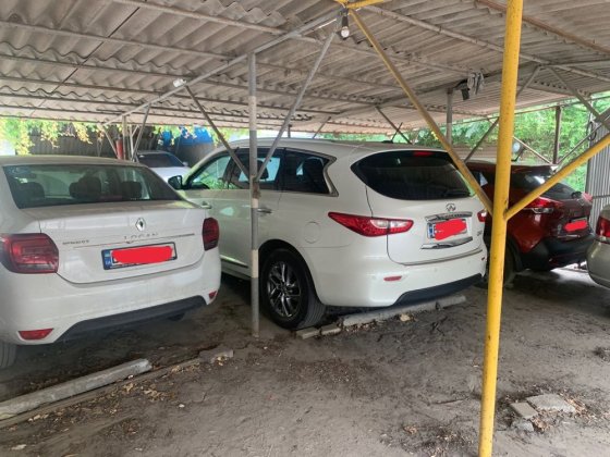 Сдам крытое место на охраняемой стоянке (Ильфа и Петрова) Одесса