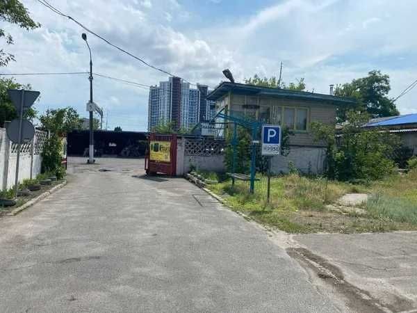 Здам паркомісце на вул. Березняківська, 17. Від власника - фото 1