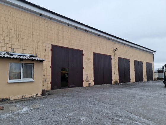 Яготин. Здам в оренду гараж парковку склад.  Є вільні місця. ОРЕНДУЙТЕ Яготин