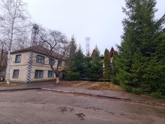 Рокитне. Гараж. Місце під парковку Рокитное