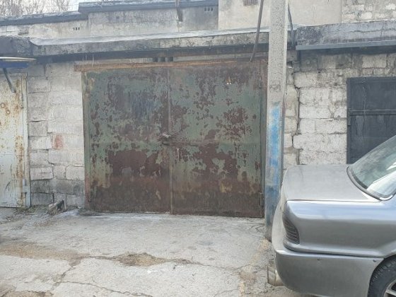 Продам гараж (два гаража) под бизнес Кам'янське