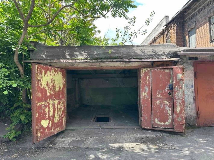 ПРОДАЖ гаража, район центральної прохідної ДМК - фото 1