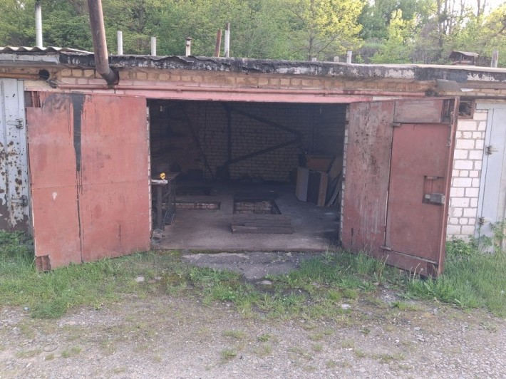 Продам гараж в кооперативі "Світлофор" район управління - фото 1