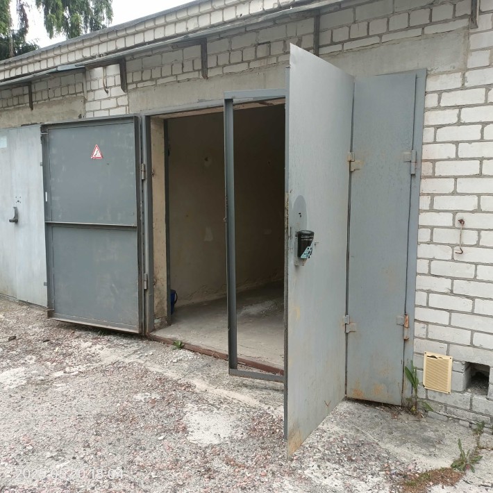 Продається капітальний гараж (ГК "Золушка"), поряд ЖК Малахіт. - фото 1